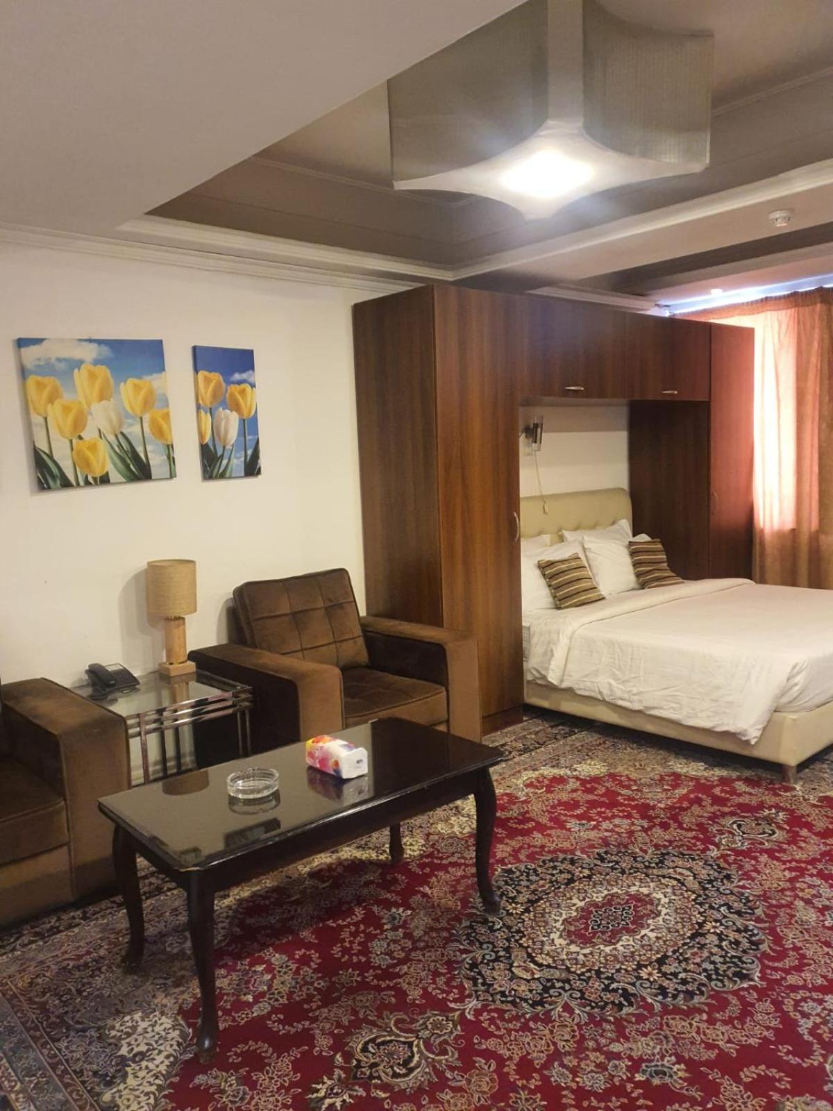 Aghadeer Hotel Amman Bagian luar foto