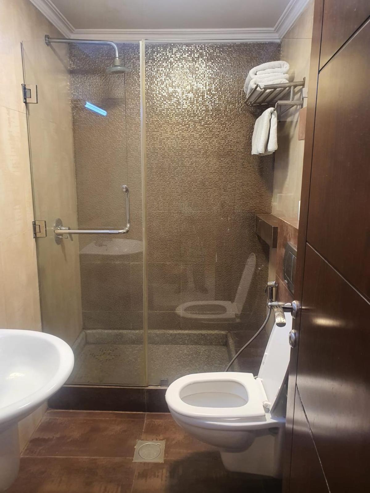 Aghadeer Hotel Amman Bagian luar foto