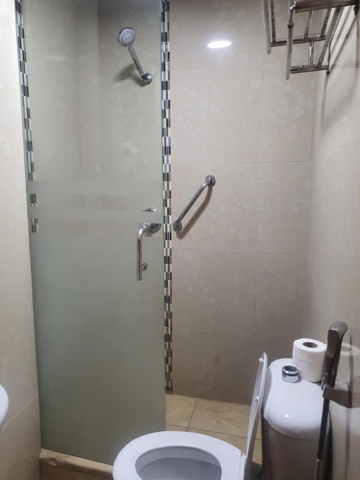 Aghadeer Hotel Amman Bagian luar foto