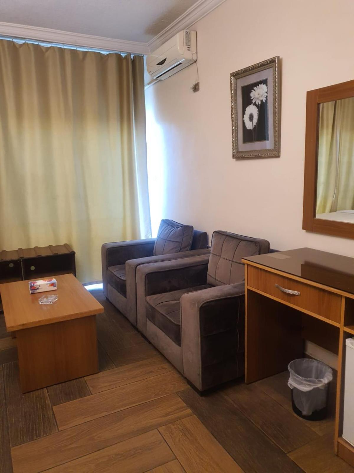 Aghadeer Hotel Amman Bagian luar foto