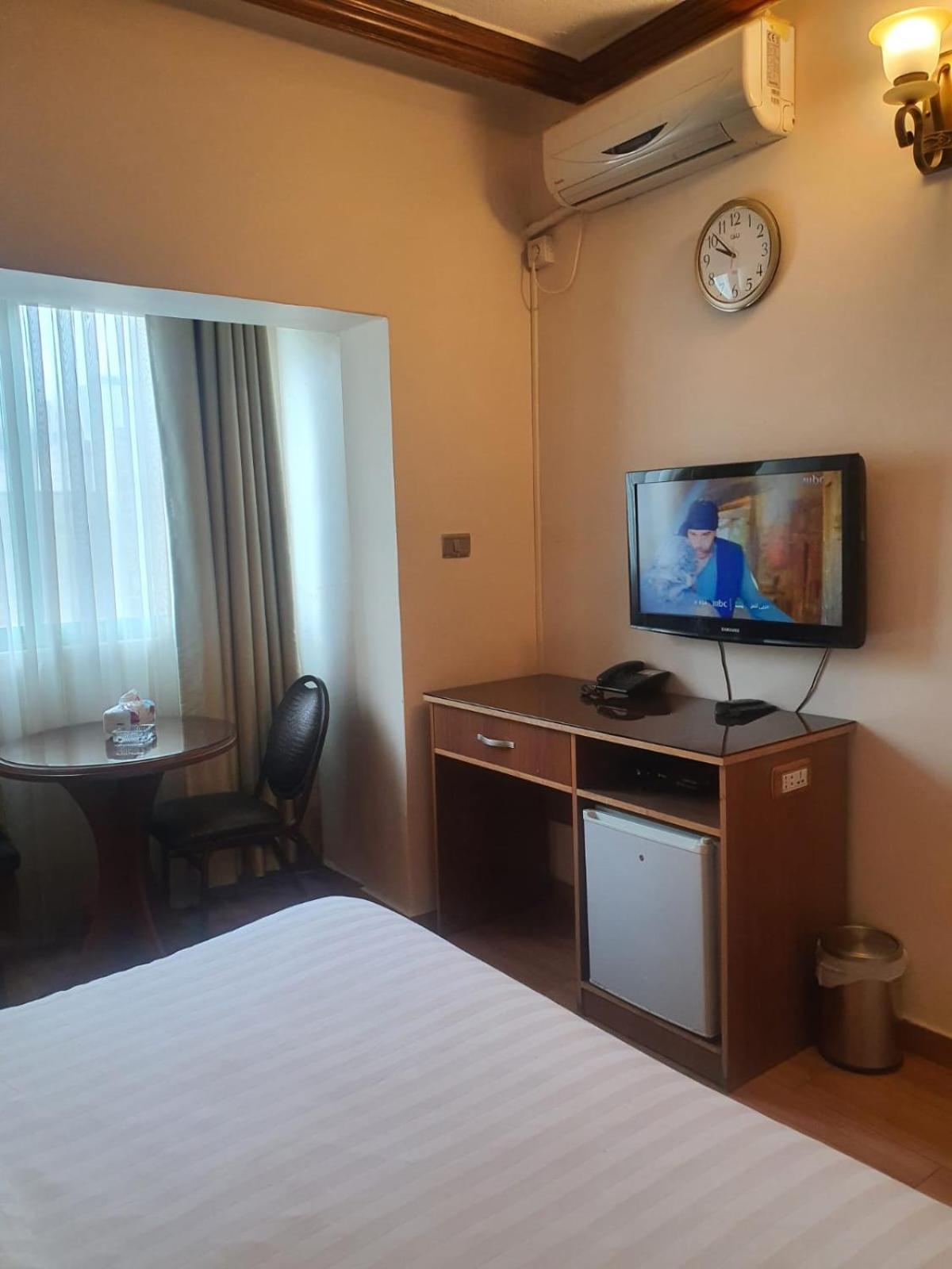 Aghadeer Hotel Amman Bagian luar foto