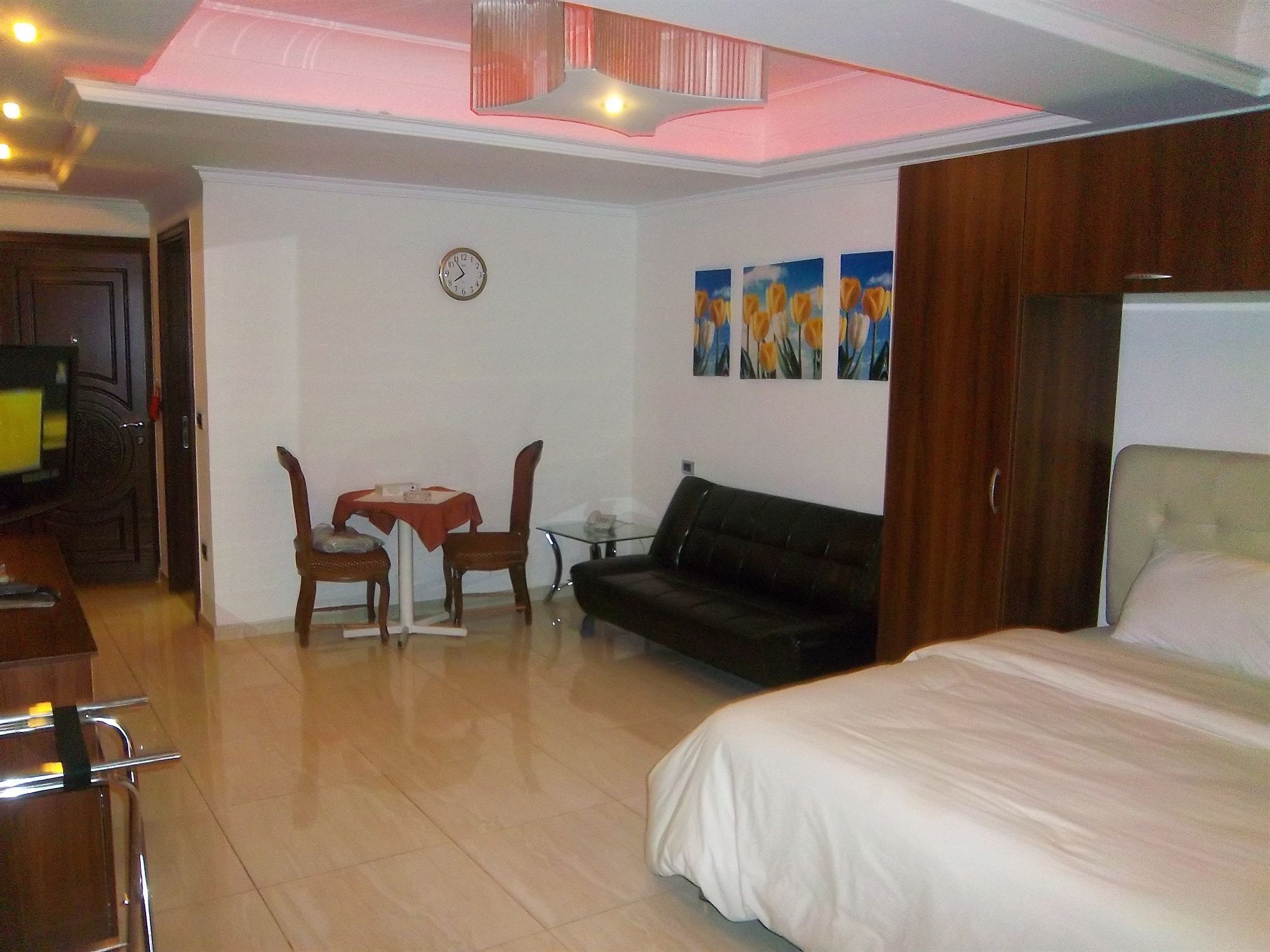 Aghadeer Hotel Amman Bagian luar foto